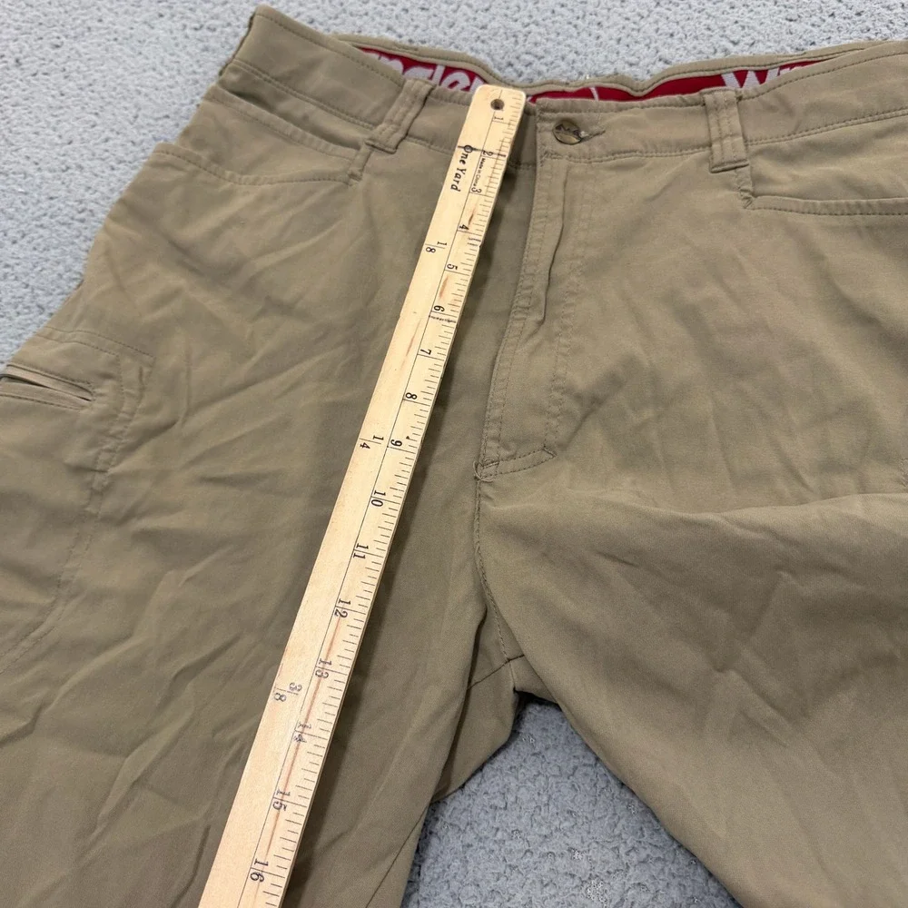 Wrangler Outdoor Series Cargo Shorts Mens Khaki Stretch Size 38